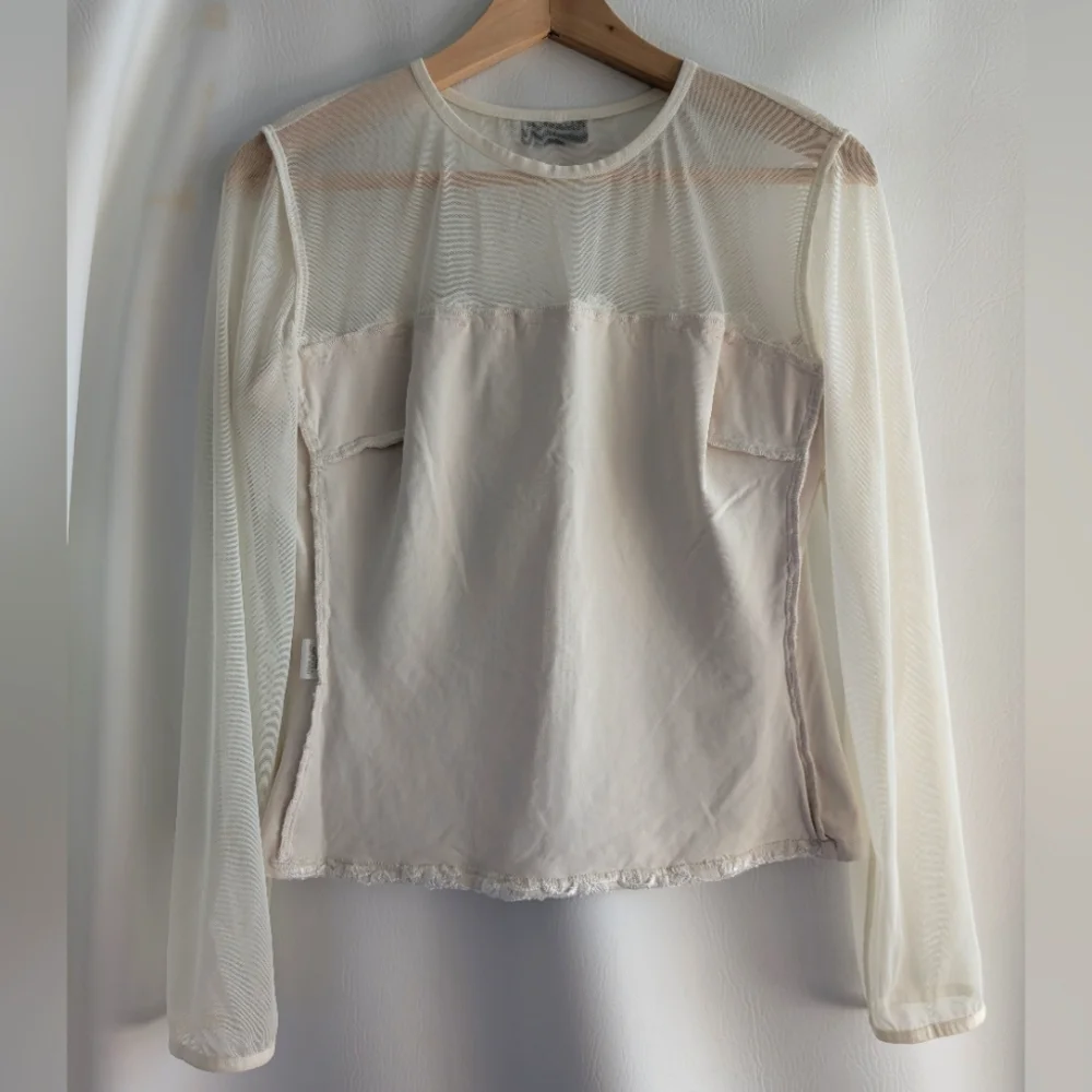 Flora Nikrooz Cream Lace Stretch Top Sheer Long Sleeves - L